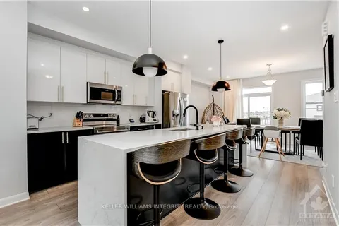 31 LAKEPOINTE Dr, Orleans - Cumberland and Area, ON K4A 5K6