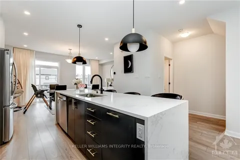 31 LAKEPOINTE Dr, Orleans - Cumberland and Area, ON K4A 5K6