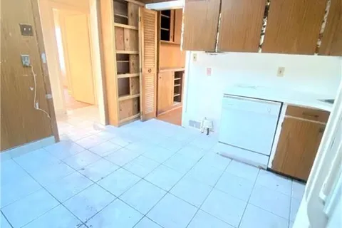 200 ISLAND PARK Dr, Westboro - Hampton Park, ON K1Y 0A4