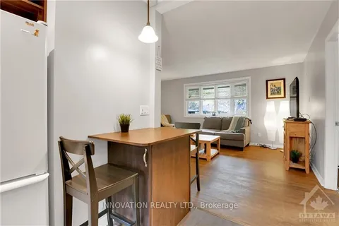 2568 HANLON Ave, Britannia Heights - Queensway Terrace N and Area, ON K2B 7X4