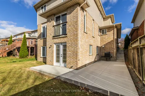 140 Severn Dr, Guelph, ON N1E 7K6
