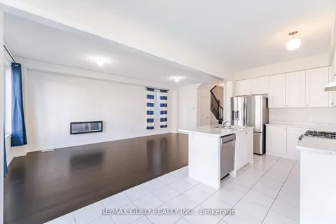 711 Potawatomi Cres, Shelburne, ON L9V 3Y4