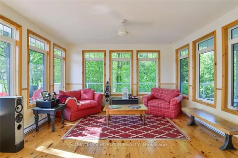 1320 Island 360 Rd, Georgian Bay, ON L0K 1S0