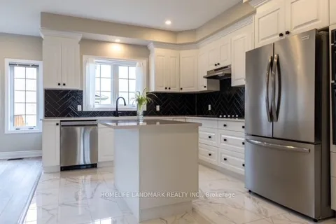 8 Venture Way, Thorold, ON L0S 1A0