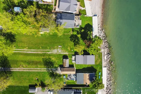10953 LAKESHORE Road, Wainfleet, ON L3K 5V4