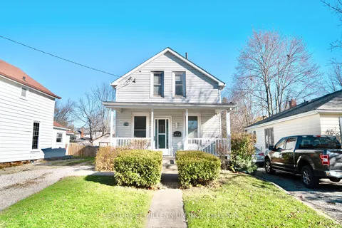 41 Chalmers St, Cambridge, ON N1R 5B6