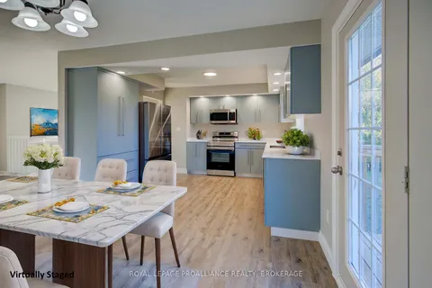 630 King St, Gananoque, ON K7G 2H4
