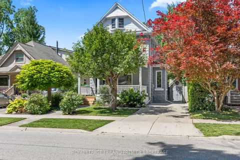 136 LANGARTH St, London, ON N6C 1Z5
