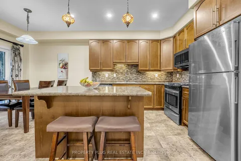 26 Creek Ridge St, Kitchener, ON N2R 0B5