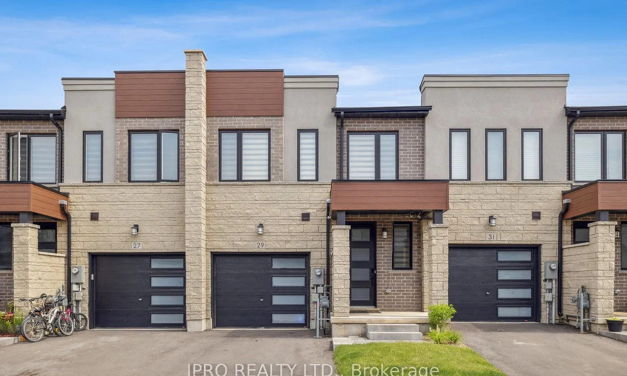 29 Bensley Lane, Hamilton, ON L9C 0E7