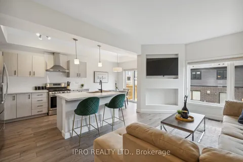 29 Bensley Lane, Hamilton, ON L9C 0E7