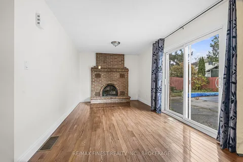 92 Windfield Cres, Kingston, ON K7K 6G4