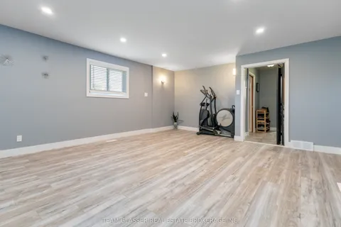 6571 CARROLL Drive, Southwest Middlesex, ON N0L 1T0