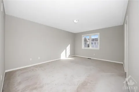 859 KENNACRAIG, Barrhaven, ON K2J 5T6