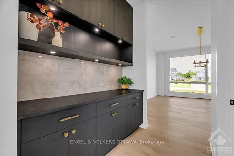 705 MCMANUS Ave, Manotick - Kars - Rideau Twp and Area, ON K4M 0B2