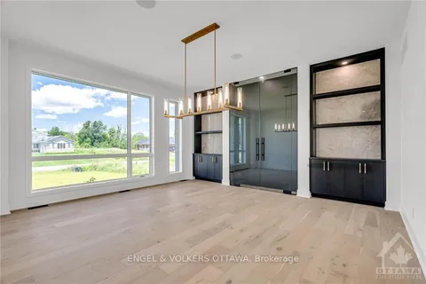 705 MCMANUS Ave, Manotick - Kars - Rideau Twp and Area, ON K4M 0B2