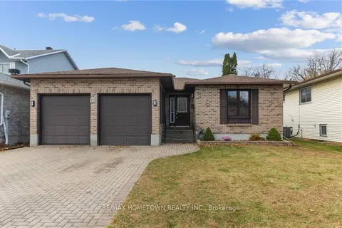 118 BELEY St, Brockville, ON K6V 6W2