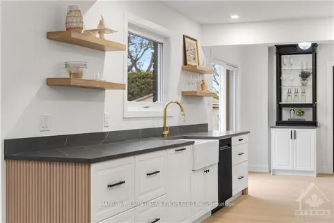 5 RUTHERFORD Cres, Kanata, ON K2K 1N1