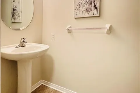 386 WISTERIA Cres, Blossom Park - Airport and Area, ON K1V 0N9