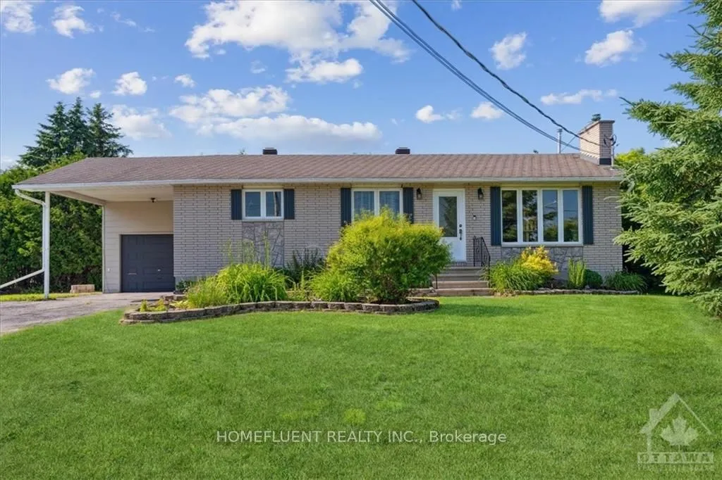 947 LACROIX Rd, Clarence-Rockland, ON K0A 2A0