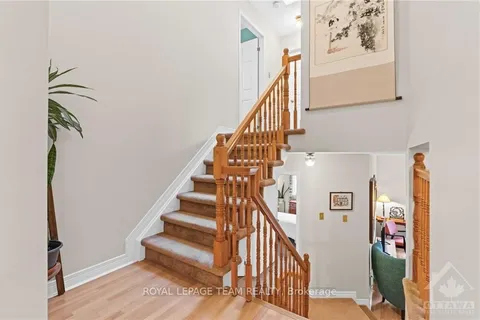 849 ROB ROY Ave, Britannia Heights - Queensway Terrace N and Area, ON K2B 8S6