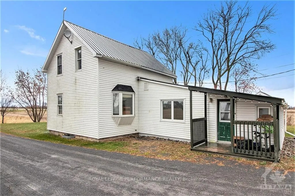 14724 COUNTY RD 13 Rd, North Stormont, ON K0A 1R0