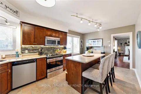 127 GRANT Blvd, Renfrew, ON K7V 2P3