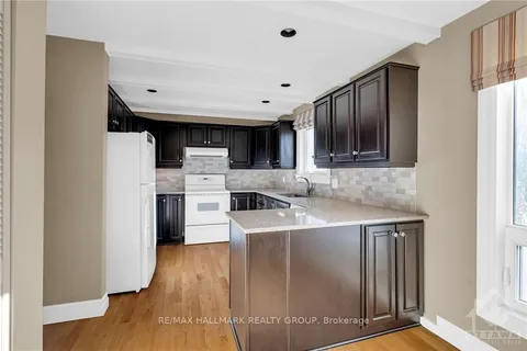 838 EXPLORER Lane, Orleans - Convent Glen and Area, ON K1C 2S2