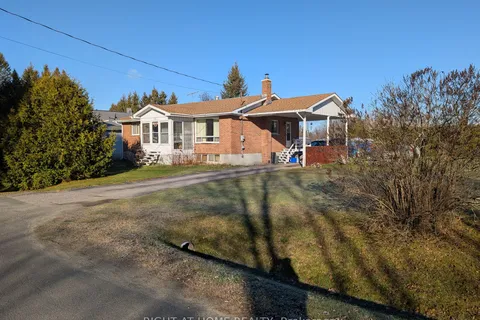 29 Maple St, West Nipissing, ON P0H 1M0