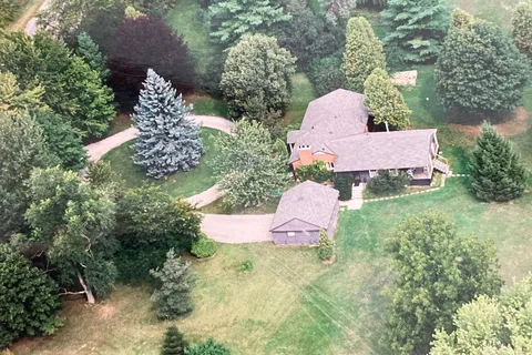 3090 Westdel Bourne, London, ON N6P 1N1