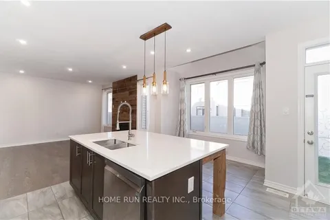 1111 APOLUNE St, Barrhaven, ON K2J 6N8