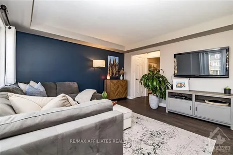 750 MALOJA Way, Stittsville - Munster - Richmond, ON K2S 0N7