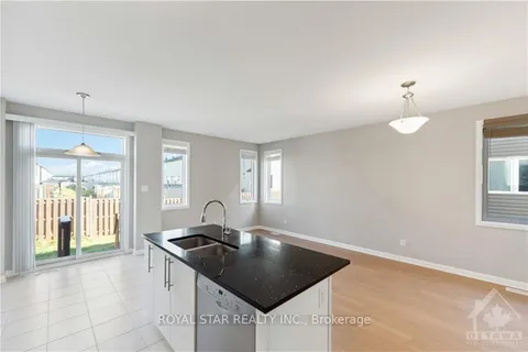 807 SCULPIN St, Orleans - Cumberland and Area, ON K4A 2N3