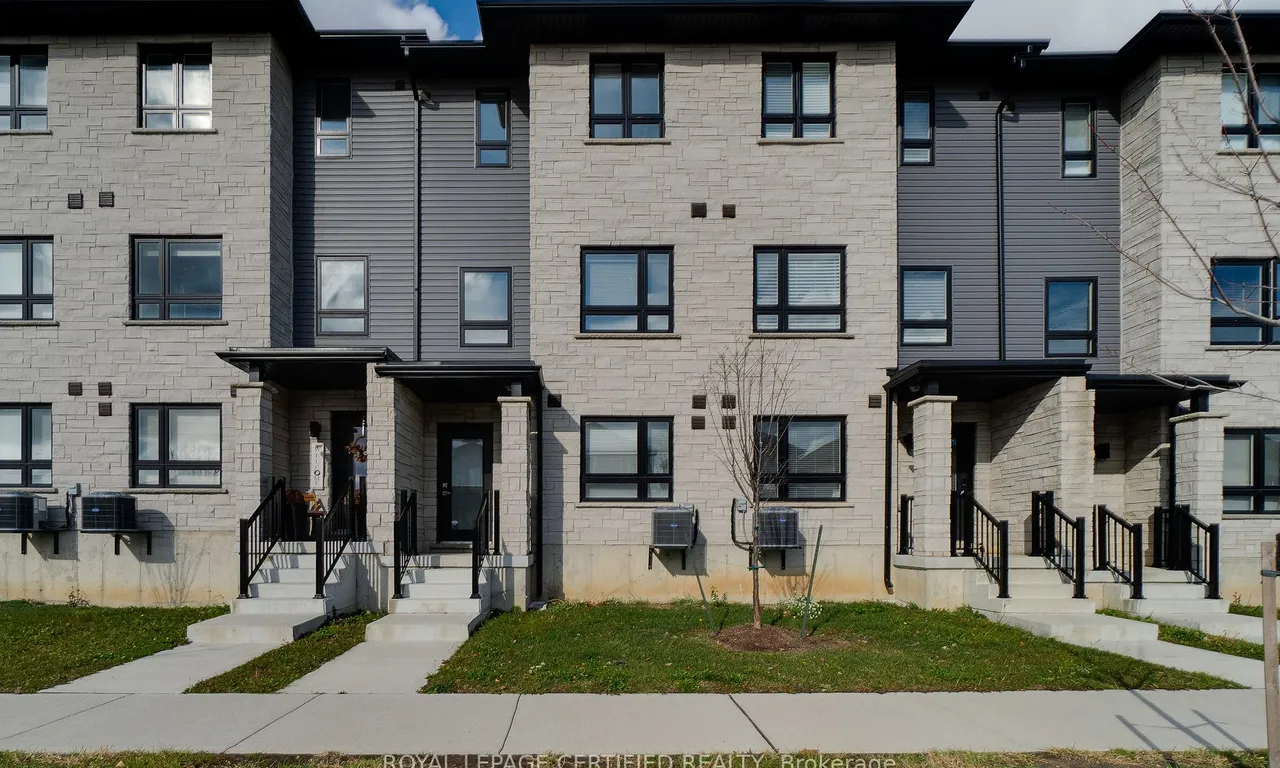 51 Sparrow` Way, Cambridge, ON N1T 0E5