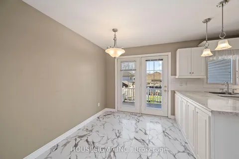 7 Rosethorn Crt, St. Thomas, ON N5R 6C7