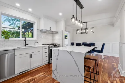 1427 LEXINGTON St, Mooneys Bay - Carleton Heights and Area, ON K2C 1S1