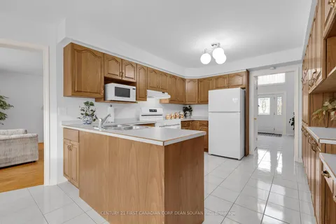 324 Andover Dr, London, ON N6J 4S8