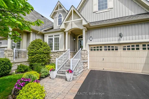 205 Galloway Tr, Welland, ON L3B 6G5