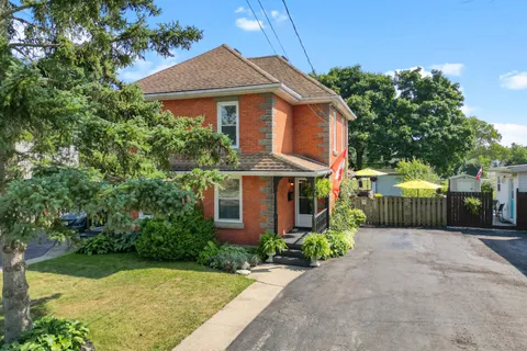 312 Clarence St, Port Colborne, ON L3K 3G8