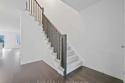 98 Pony Way, Kitchener, ON N2R 0R8