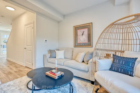 187 Wilson St, Hamilton, ON L9G 0J3