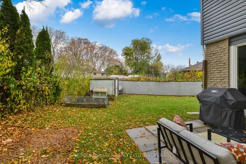 3125 Secord Pl, Niagara Falls, ON L2J 3K5