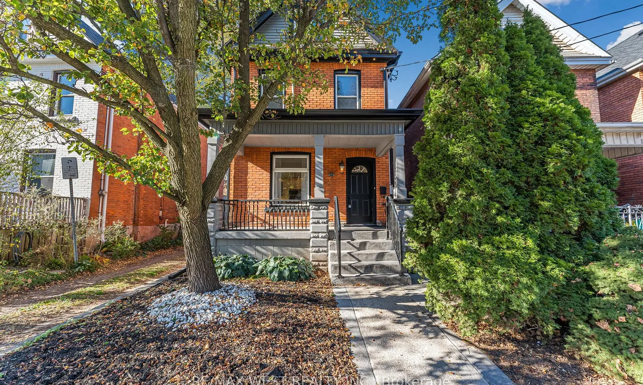 57 Stirton St, Hamilton, ON L8L 6E7