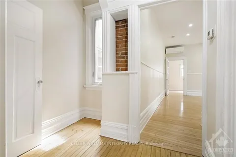 706 ALBERT St, West Centre Town, ON K1R 6L4