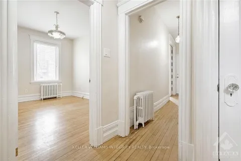 706 ALBERT St, West Centre Town, ON K1R 6L4