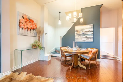 313 MARY St, Hamilton, ON L8L 4W3