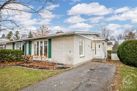 5 WOODMOUNT Cres, Cityview - Parkwoods Hills - Rideau Shore, ON K2E 5P9