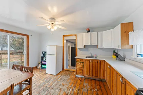 3761 Battersea Rd, South Frontenac, ON K0H 1X0