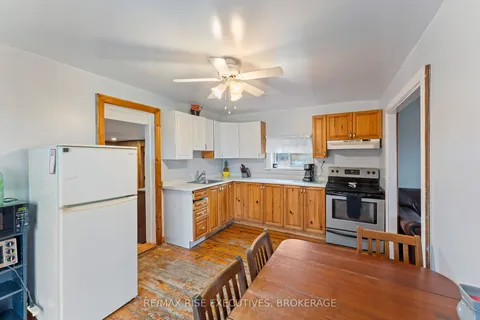 3761 Battersea Rd, South Frontenac, ON K0H 1X0