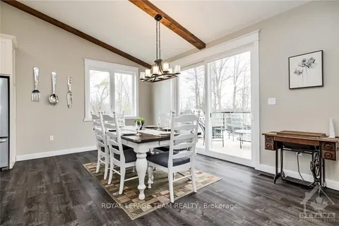 691 RIDEAU RIVER Rd, Montague, ON K0G 1N0